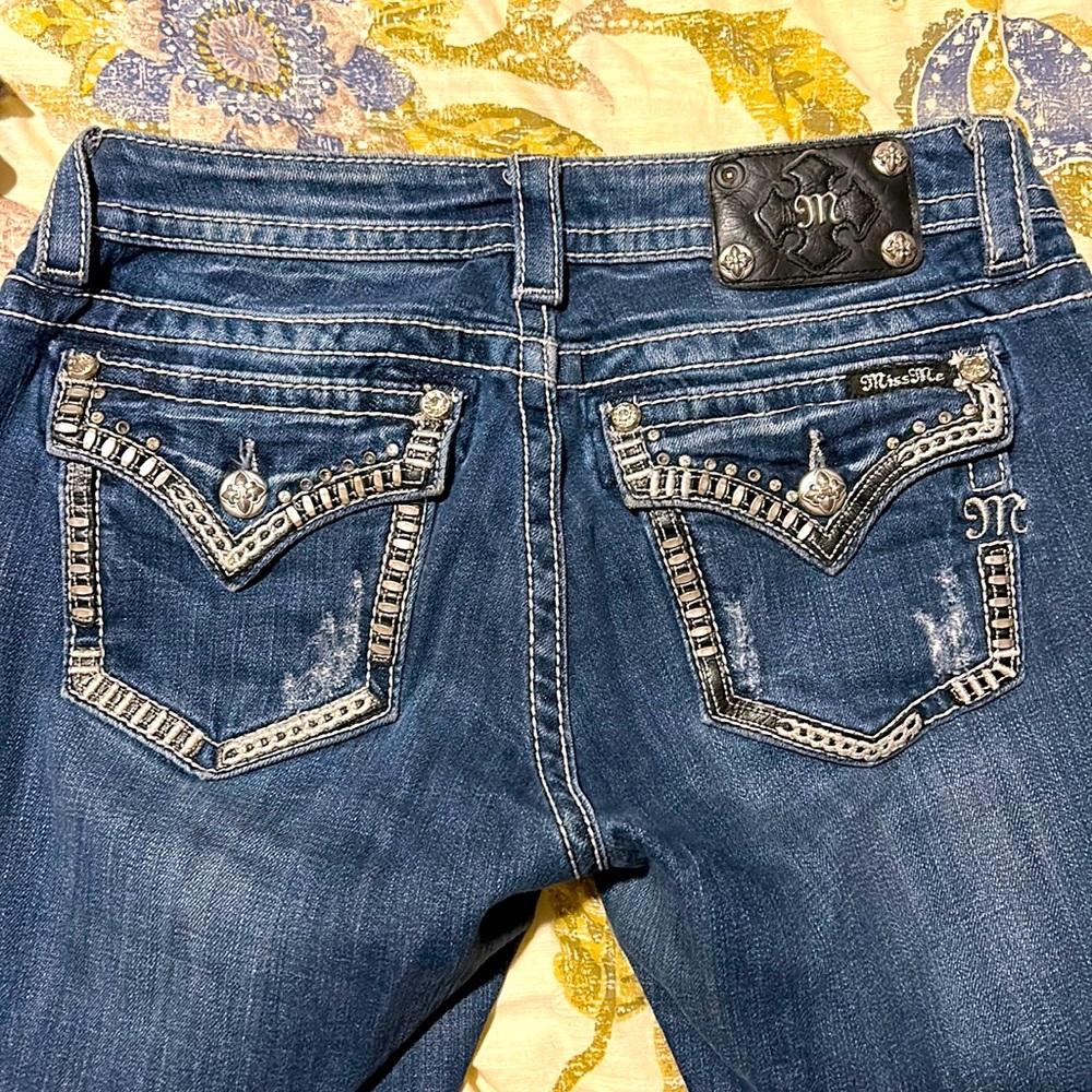 Very Gently Used Miss Me Signature Skinny Jeans sz 28